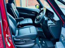 https://riyasewana.com/uploads/nissan-serena-highway-513452622383.jpg