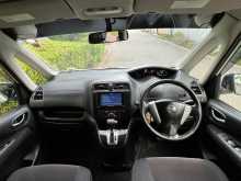 https://riyasewana.com/uploads/nissan-serena-hybrid-18110947205.jpg
