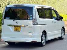 https://riyasewana.com/uploads/nissan-serena-hybrid-27125412644.jpg