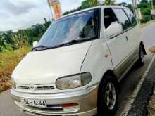 Nissan Serena VX 2001 Van