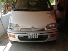 Nissan Serena 1992 Van