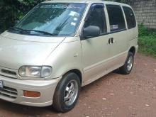 Nissan Serena 1993 Van