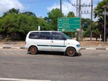 Nissan Serena 1994 Van