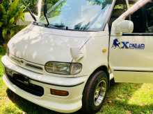 Nissan Serena 1997 Van