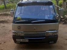Nissan Caravan 1995 Van