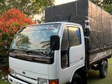 Nissan Single Wheel 1994 Lorry