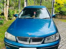 Nissan Sunny 2000 Car
