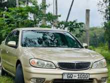 Nissan Sunny 2000 Car