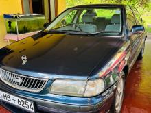 Nissan FB15 2000 Car