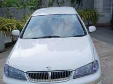 Nissan Sunny Super Saloon 2000 Car