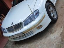 Nissan N16 2000 Car