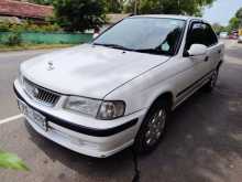 Nissan FB15 2000 Car