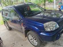 Nissan T 30 2003 SUV