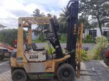 Nissan Forklift 2002 Heavy-Duty