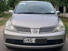 Nissan Tiida Latio 2008 Car
