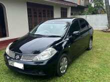 Nissan Tiida 2004 Car