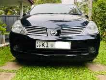 Nissan Tiida 2004 Car