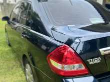 https://riyasewana.com/uploads/nissan-tiida-2005-1010470712783.jpg