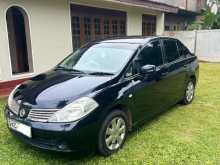 Nissan Tiida 2005 Car