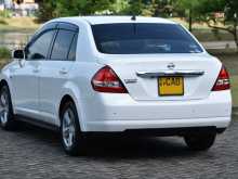 https://riyasewana.com/uploads/nissan-tiida-4104503195.jpg
