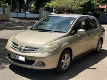 Nissan Tiida Latio 2010 Car