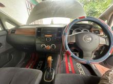 https://riyasewana.com/uploads/nissan-tiida-latio-1314221624682.jpg