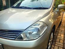 Nissan Tiida Latio 2010 Van