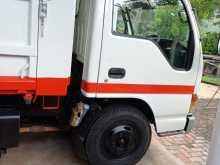 Nissan Tipper 1998 Lorry