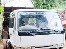 Nissan Tipper 1995 Lorry