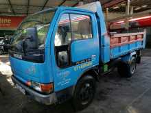 https://riyasewana.com/uploads/nissan-tipper-1994-248163012462.jpg