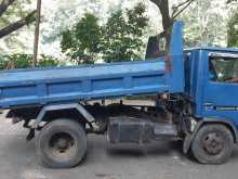 Nissan Tipper 1994 Lorry