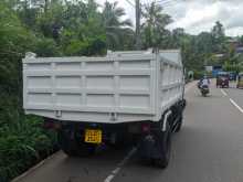https://riyasewana.com/uploads/nissan-tipper-1999-2822261212363.jpg