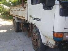 Nissan Tipper 1993 Lorry