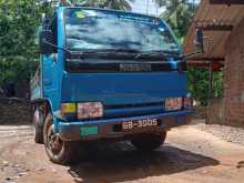 Nissan Tipper 1993 Lorry