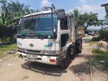 Nissan Tipper 1997 Lorry