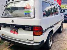 Nissan Townace 1991 Van