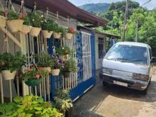 Nissan Nissan 1990 Van