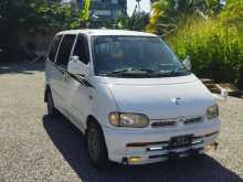 Nissan Serena 1996 Van