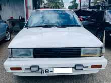 Nissan TRACK SUNNY 1986 Car