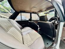 https://riyasewana.com/uploads/nissan-trad-sunny-181525436805.jpg