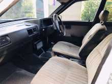 https://riyasewana.com/uploads/nissan-trade-sunny-1986-1322461012164.jpg