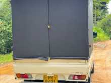 https://riyasewana.com/uploads/nissan-u71-2011-2210393712933.jpg