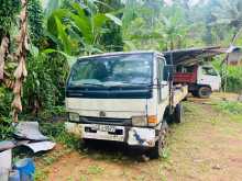 Nissan UD 2003 Lorry