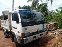 Nissan UD 1986 Lorry