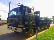 Nissan UD 2001 Heavy-Duty