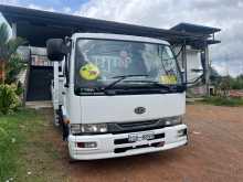 Nissan Ud 1996 Lorry