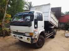 Nissan UD 1996 Lorry