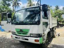 Nissan UD NISSAN 2010 Lorry