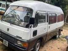 Nissan Caravan 1982 Van