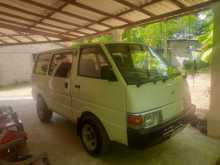 Nissan Vaette 1992 Van